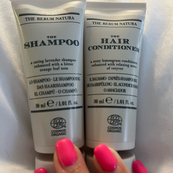 🌟HP🌟2/$20 The Rerum Natura Set The Shampoo & The Hair Conditioner Travel Set🍊 - Picture 2 of 6